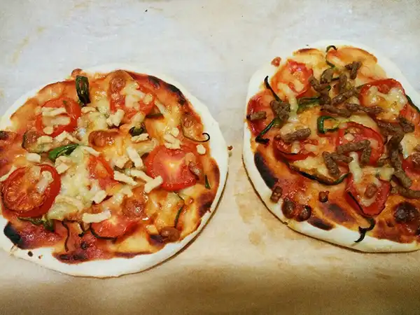 手作りピザの作り方１２