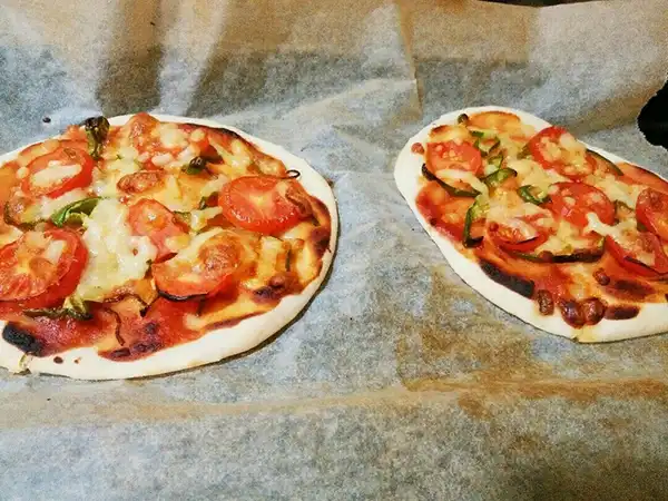 手作りピザの作り方１１
