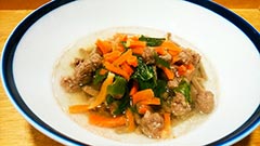 犬猫のドライフード、長寿一番を使ったレシピ「ラム肉とセロリの葉のスープかけ」