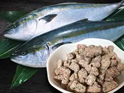 犬猫の手作りご飯におすすめの魚「【冷凍】嵐山鮮魚　ブリパラパラミンチ 400g」